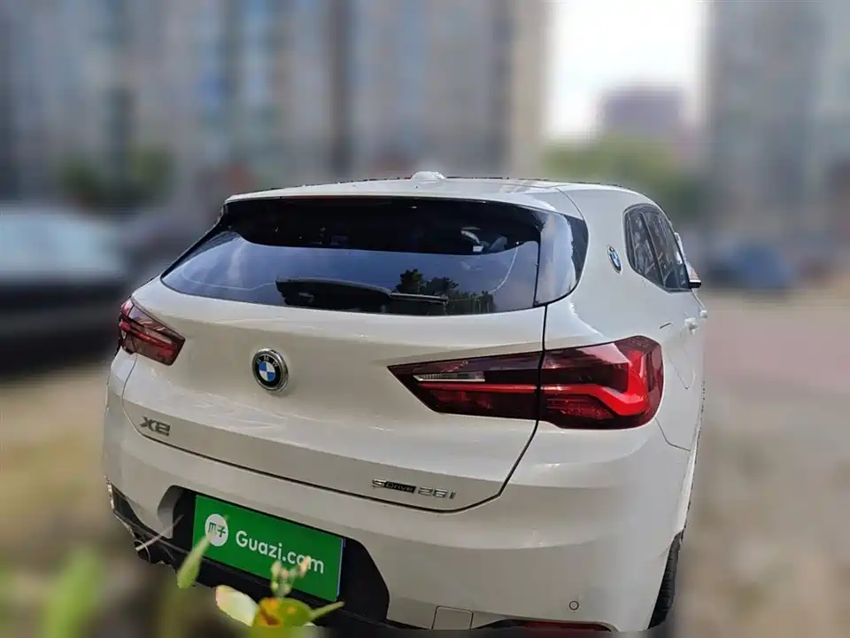 BMW X2