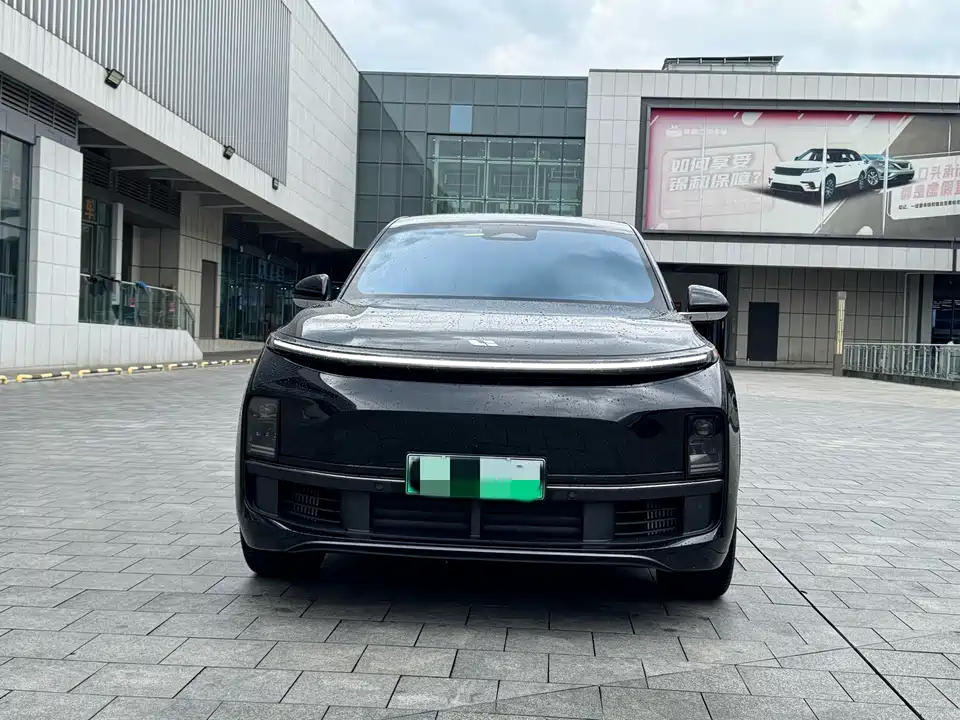 Li Auto Ideal L8
