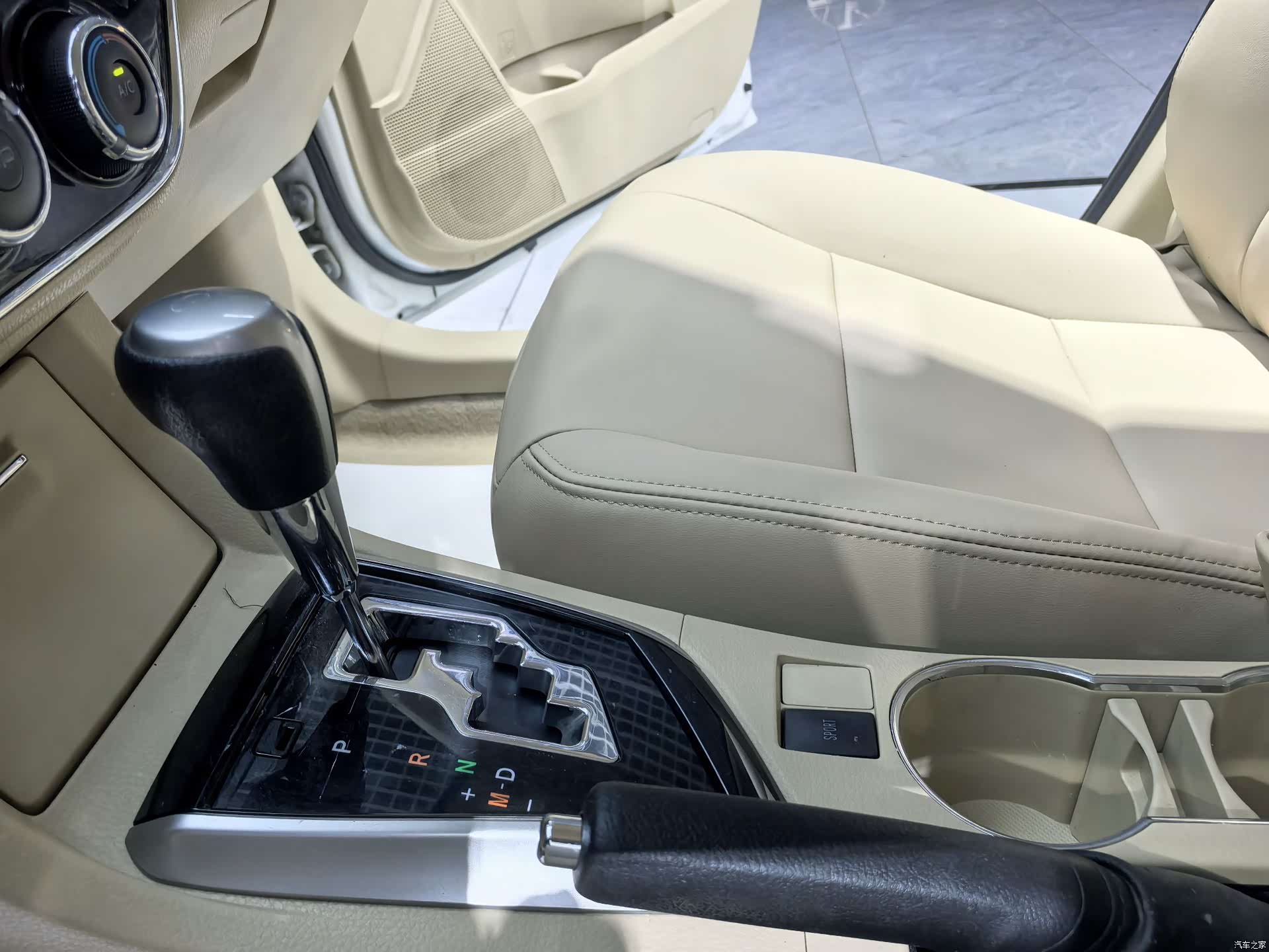 Toyota Corolla, 2016 8