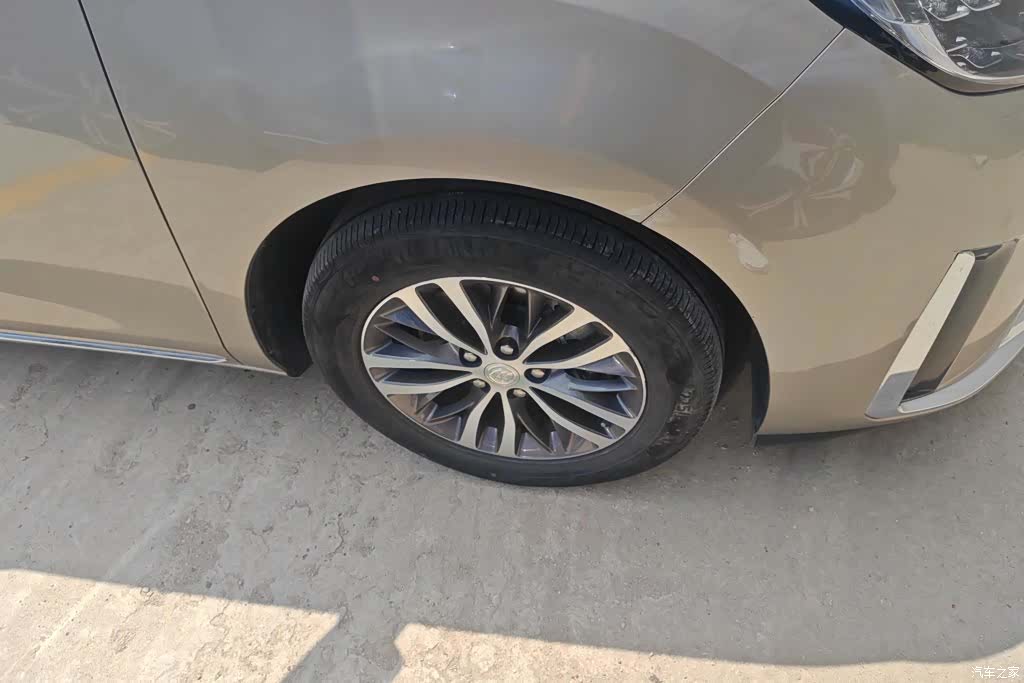 Buick GL8, 2023 6