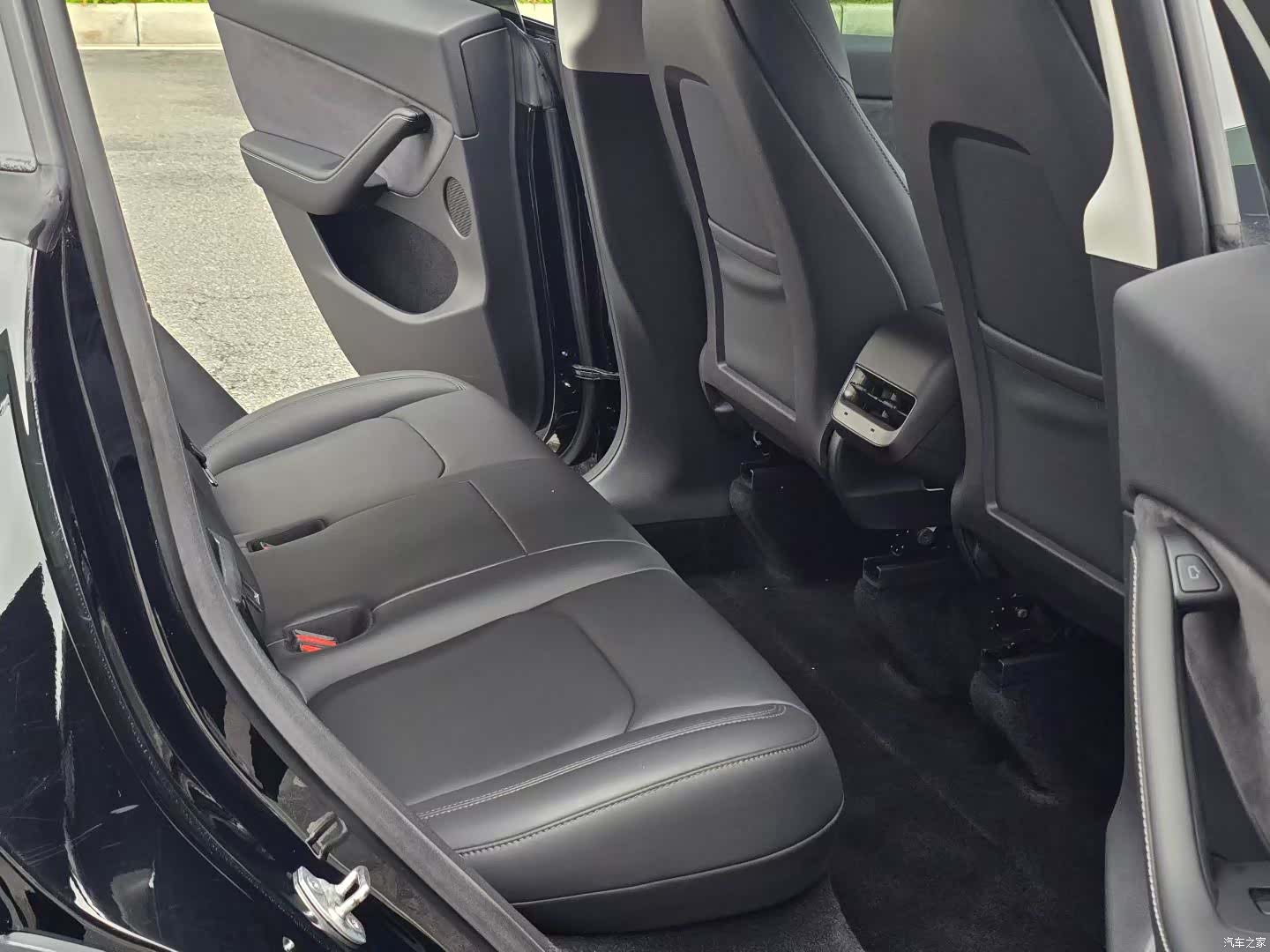Tesla Model Y, 2021 8