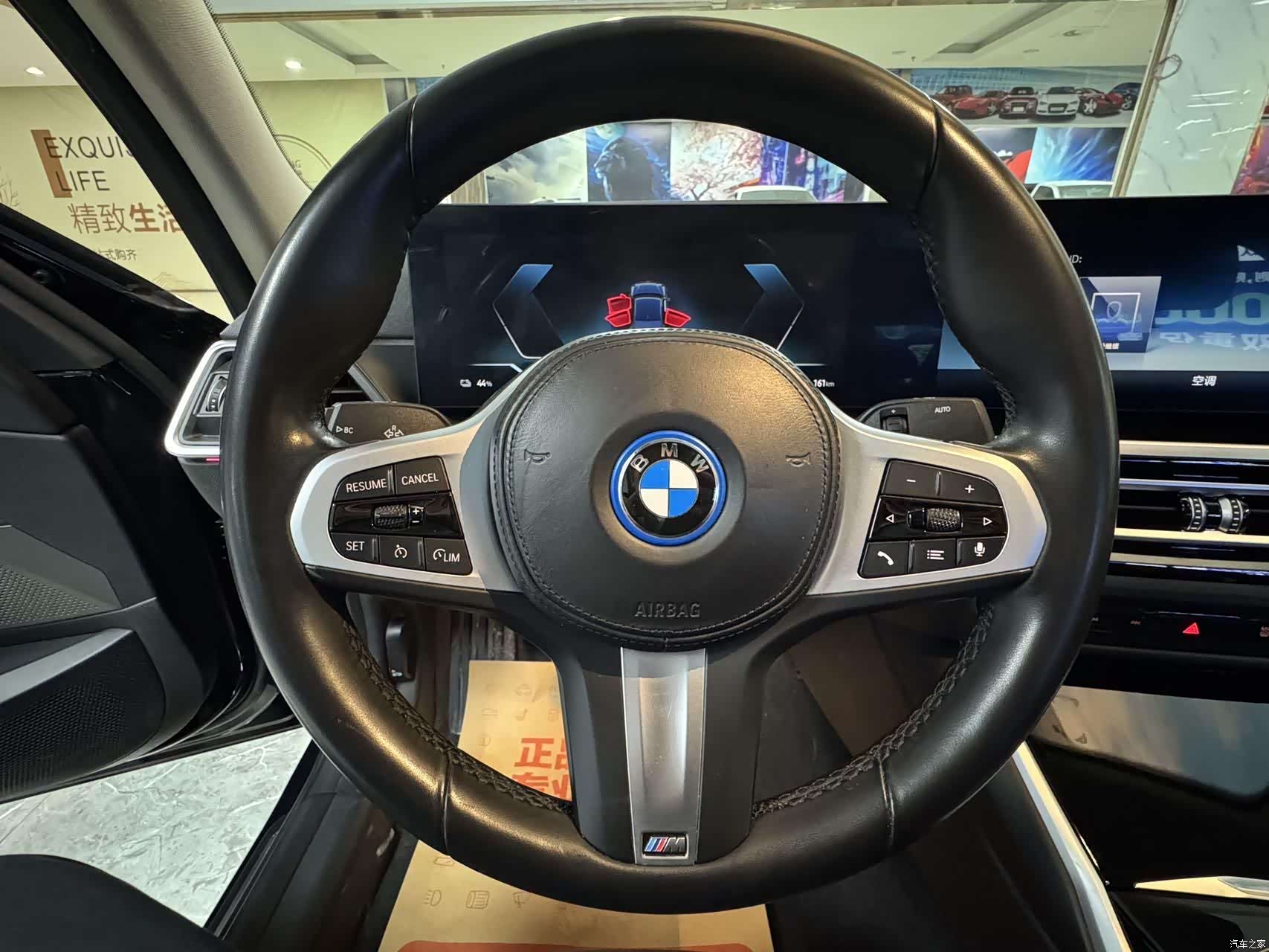 BMW i3, 2023 все фото