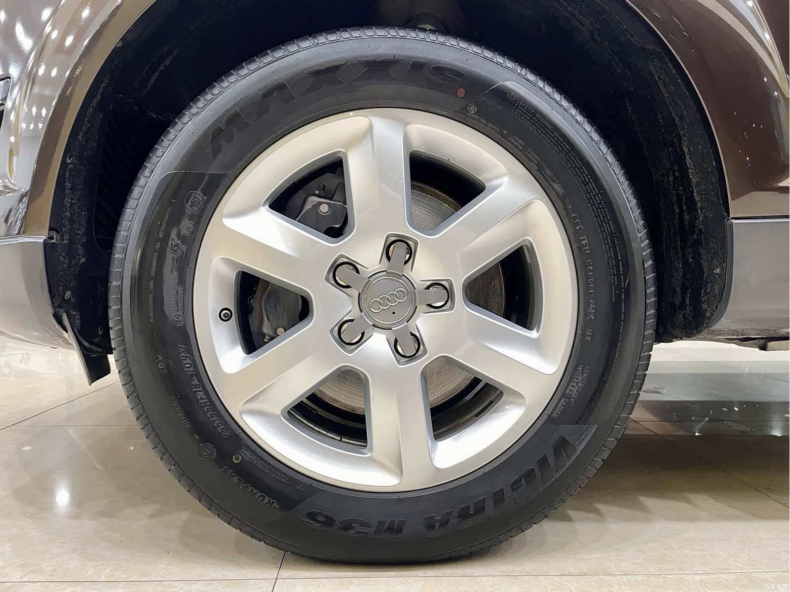 Audi Q7, 2013 24