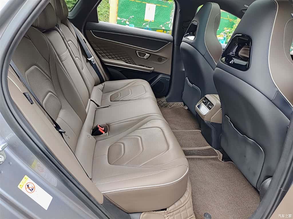BYD Han, 2022 11