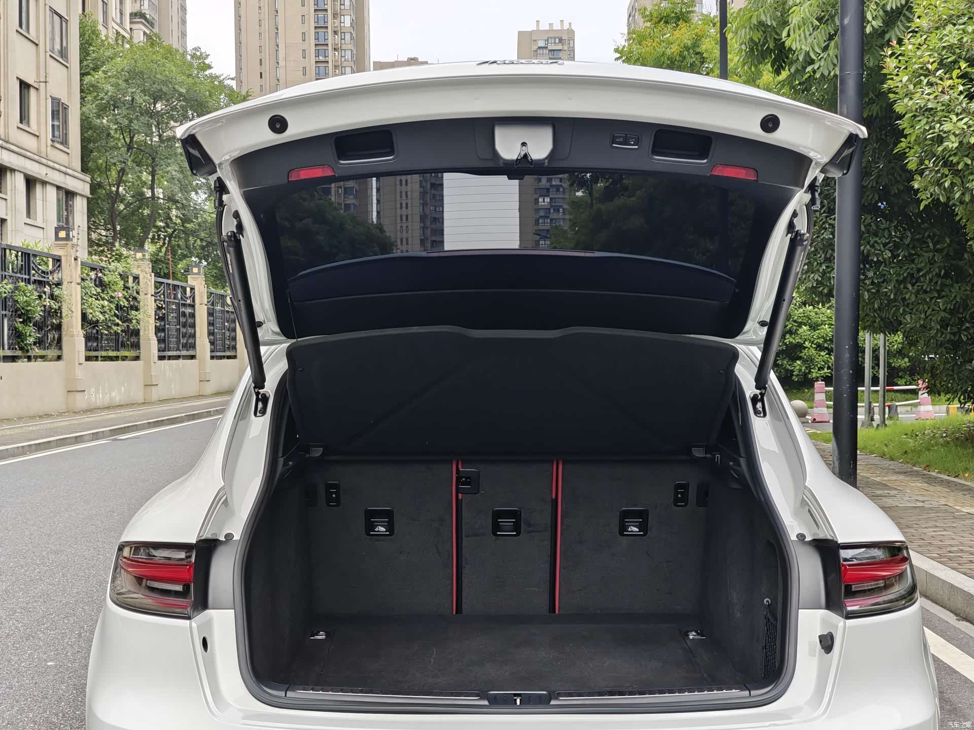Porsche Macan, 2021 15
