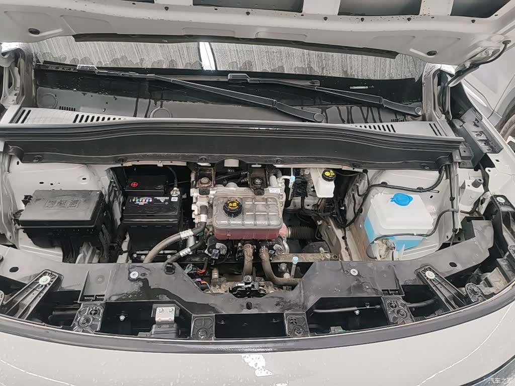 Leapmotor B10, 2025 20