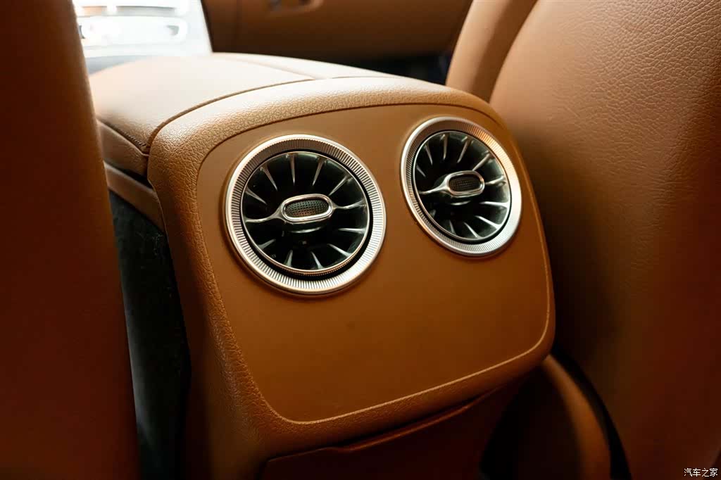 Mercedes-Benz E-Class, 2020 23