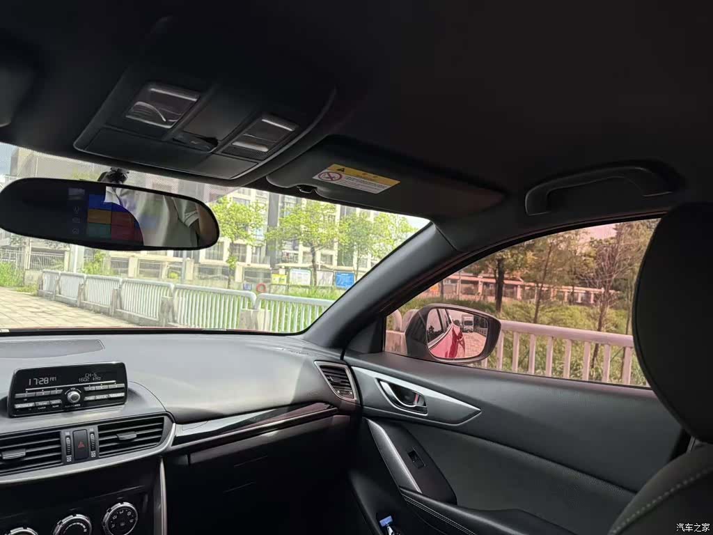 Mazda CX-4, 2017 19