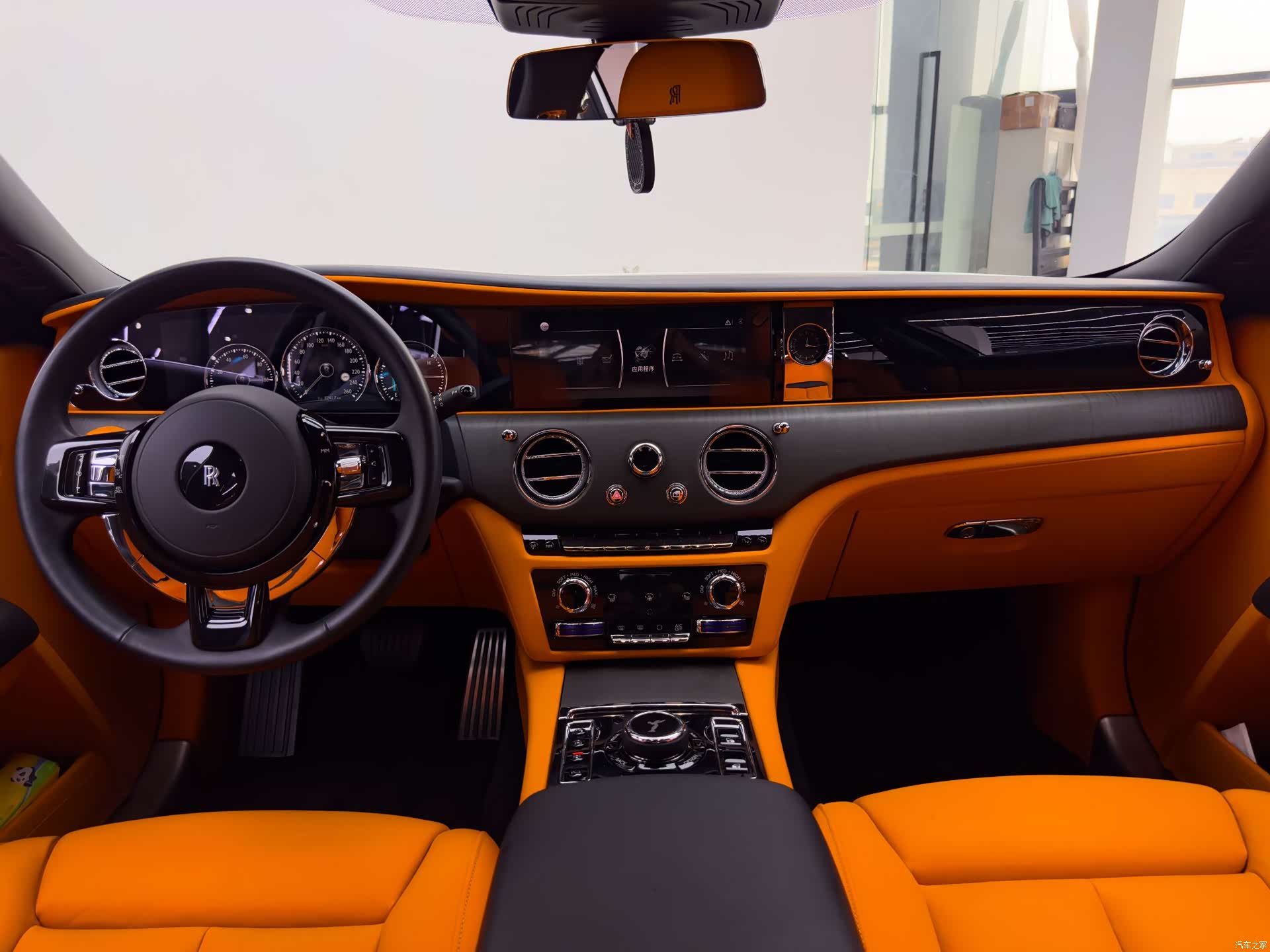 Rolls-Royce Ghost, 2021 24