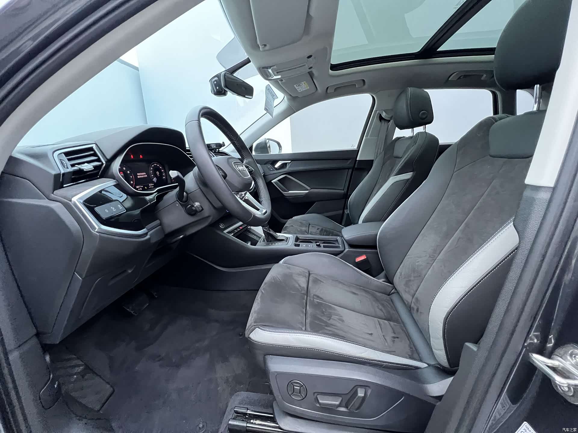 Audi Q3, 2022 22