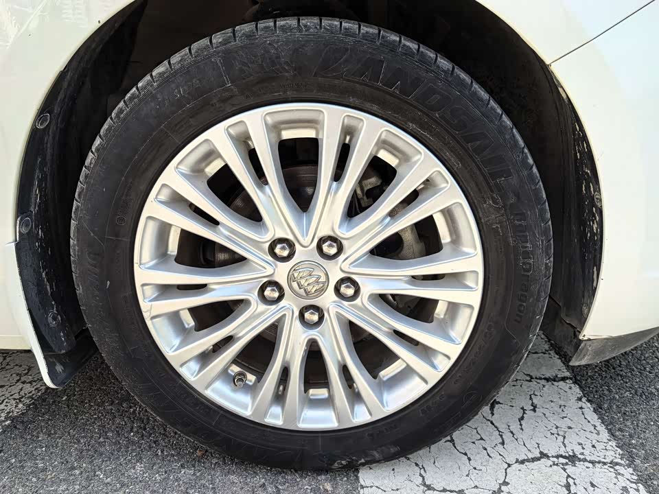 Buick Yinglang