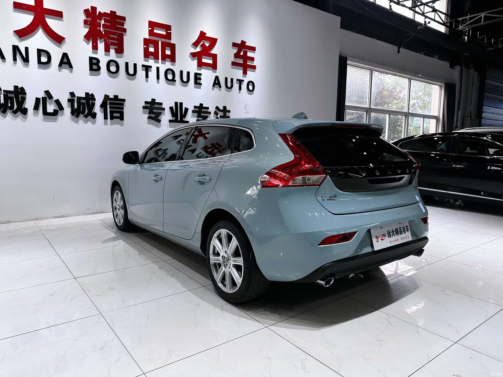 Volvo V40, 2018 16