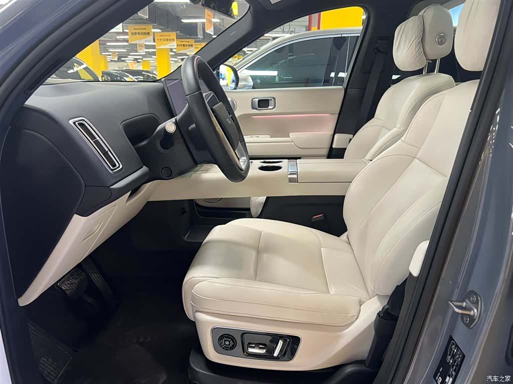 Li Auto L8, 2025 все фото