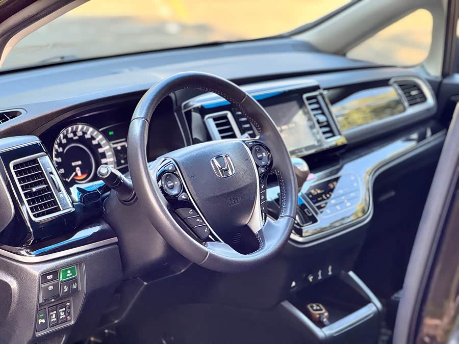 Honda Elysion 2021, фото 11