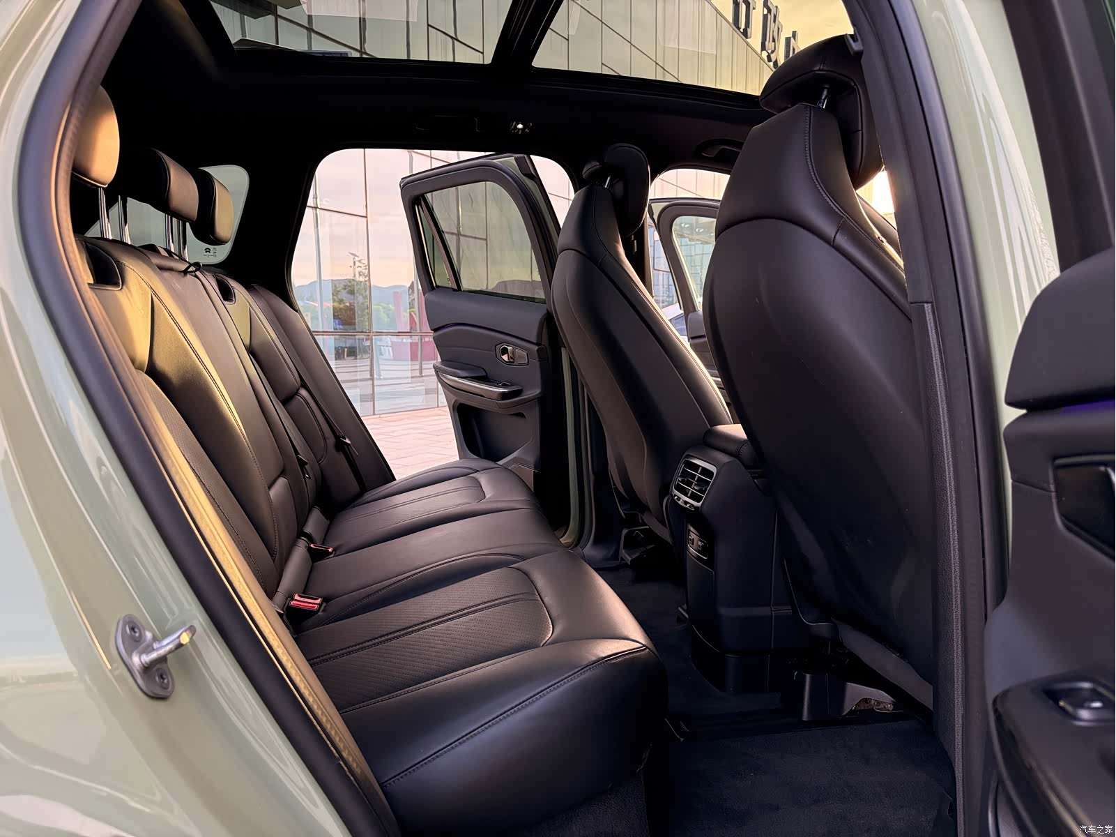 NIO ES6, 2020 9