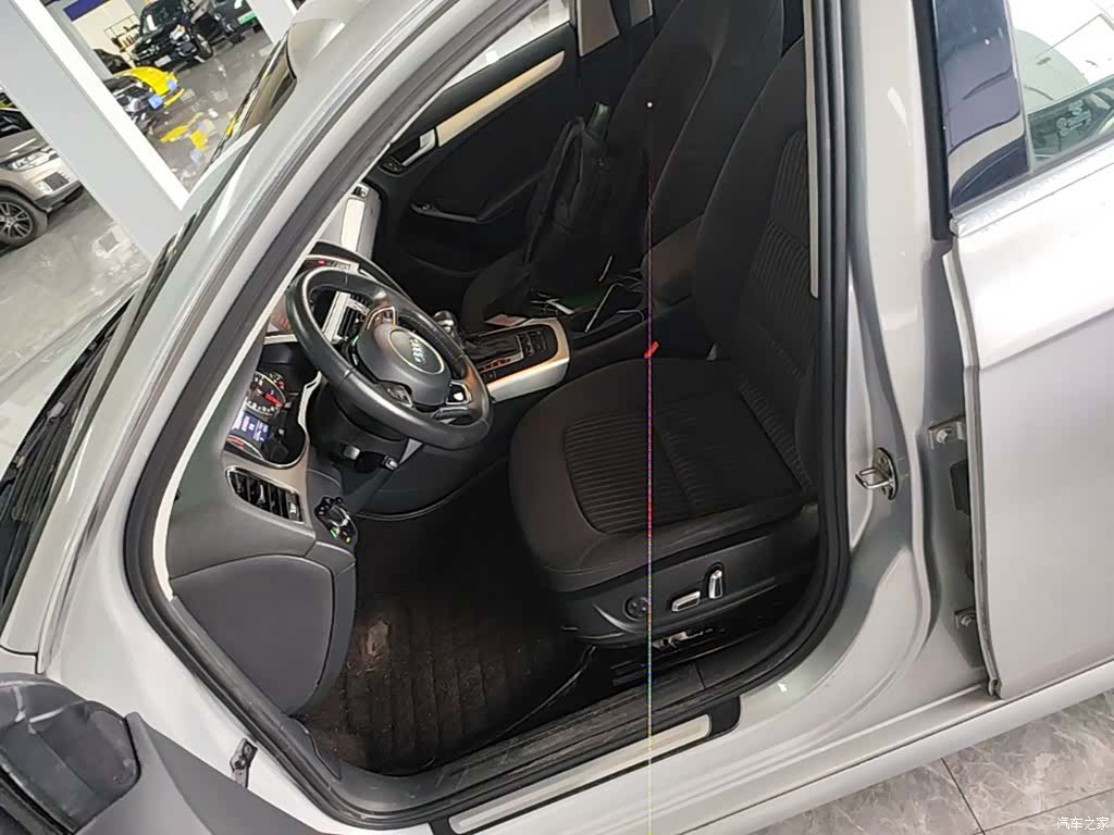 Audi A4L, 2014 15