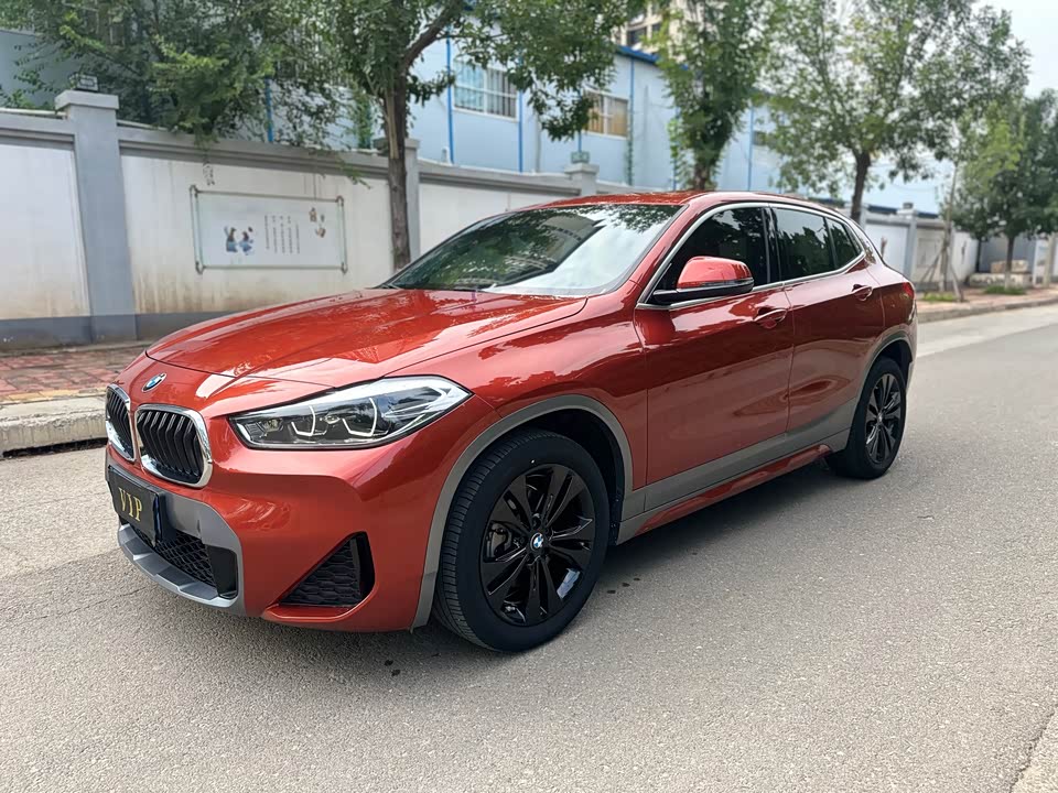 BMW X2