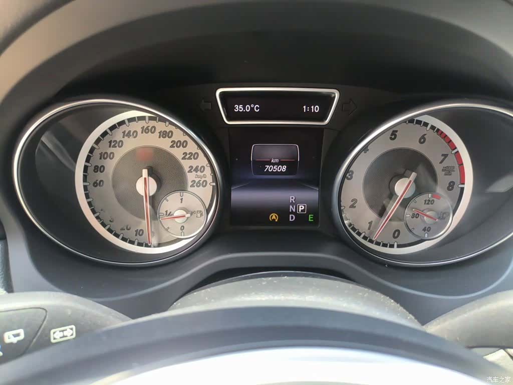 Mercedes-Benz GLA, 2015 4