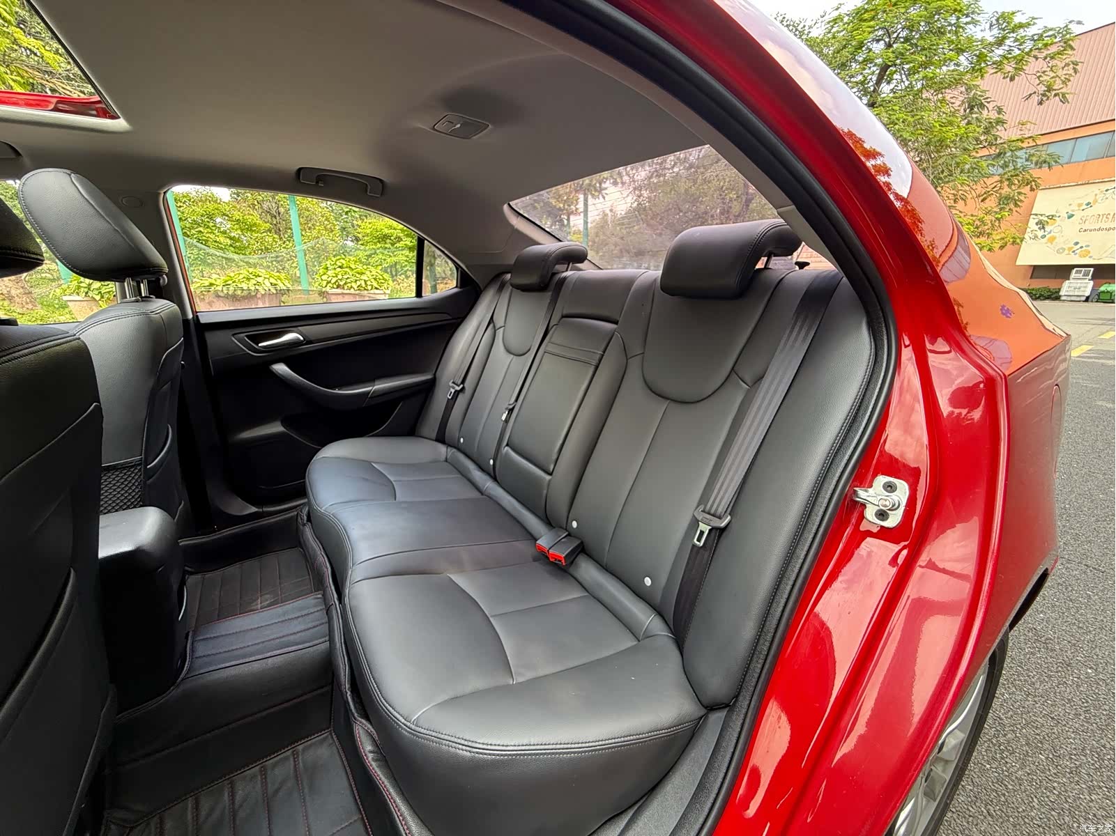 Roewe 360, 2016 8