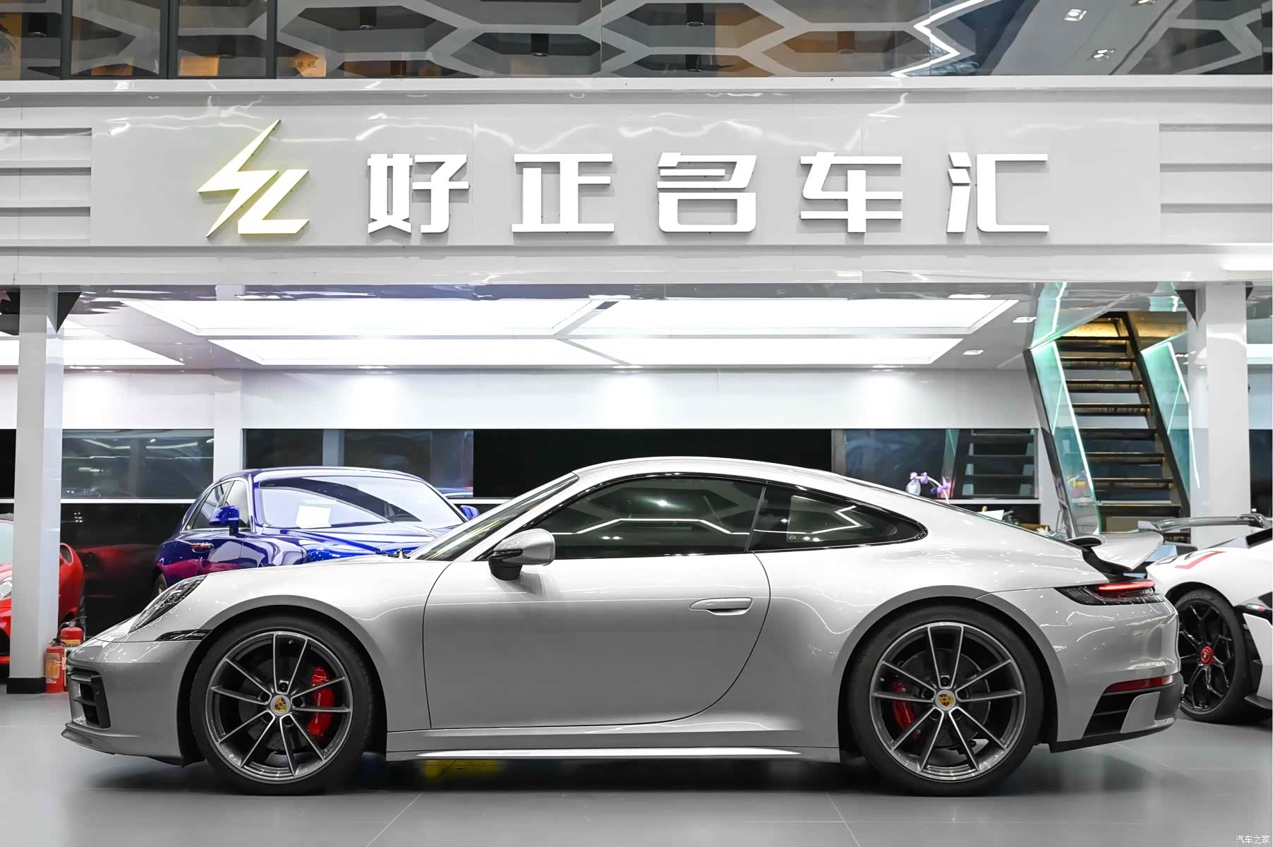 Porsche 911, 2022 4