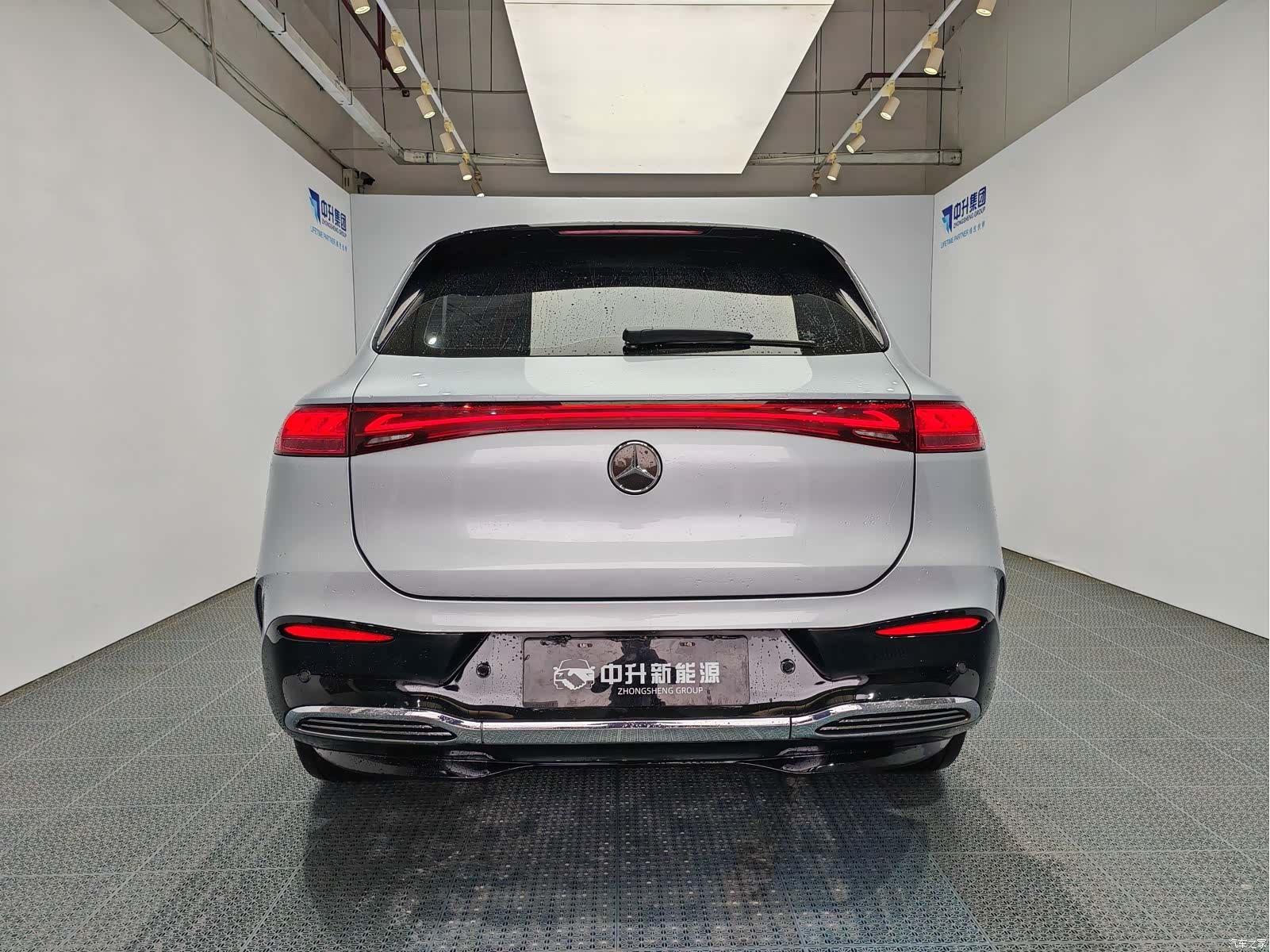 Mercedes-Benz EQS, 2023 все фото
