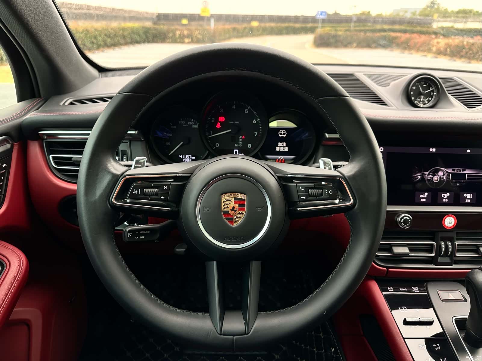 Porsche Macan, 2024 15