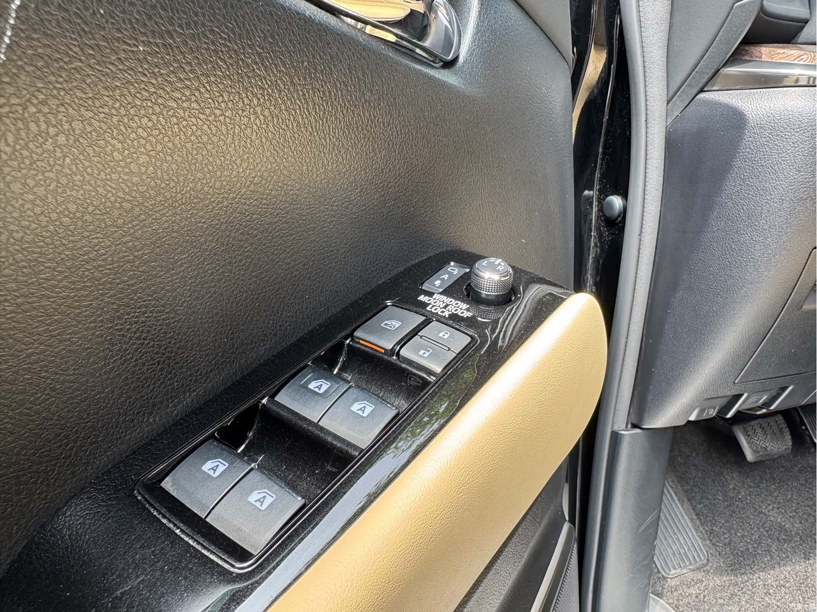 Toyota Alphard, 2021 10