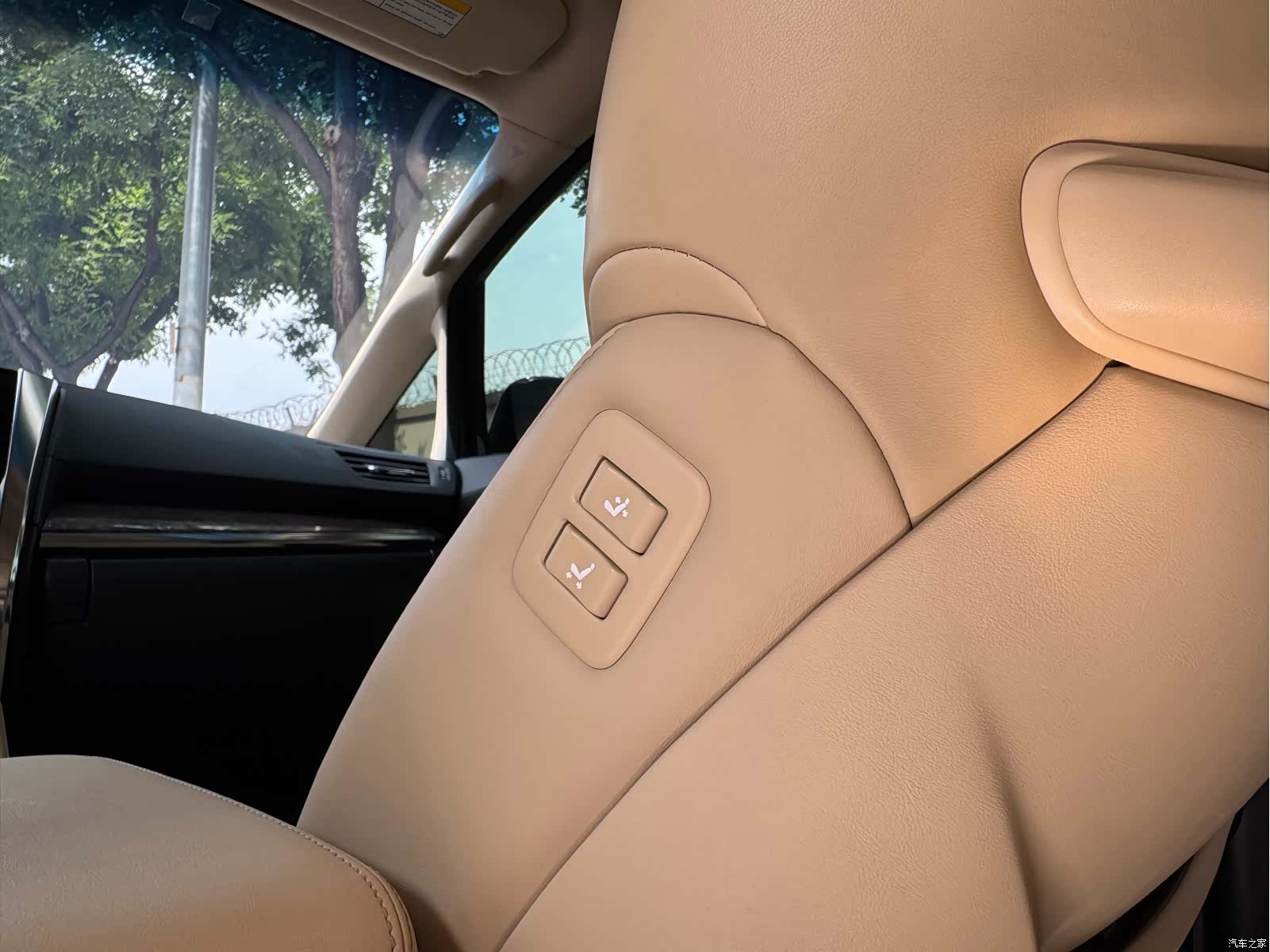 Toyota Alphard, 2021 12