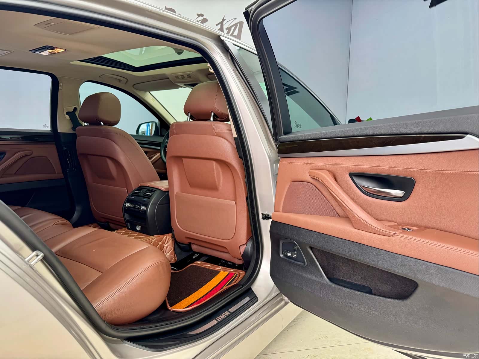BMW 5 Series, 2016 11