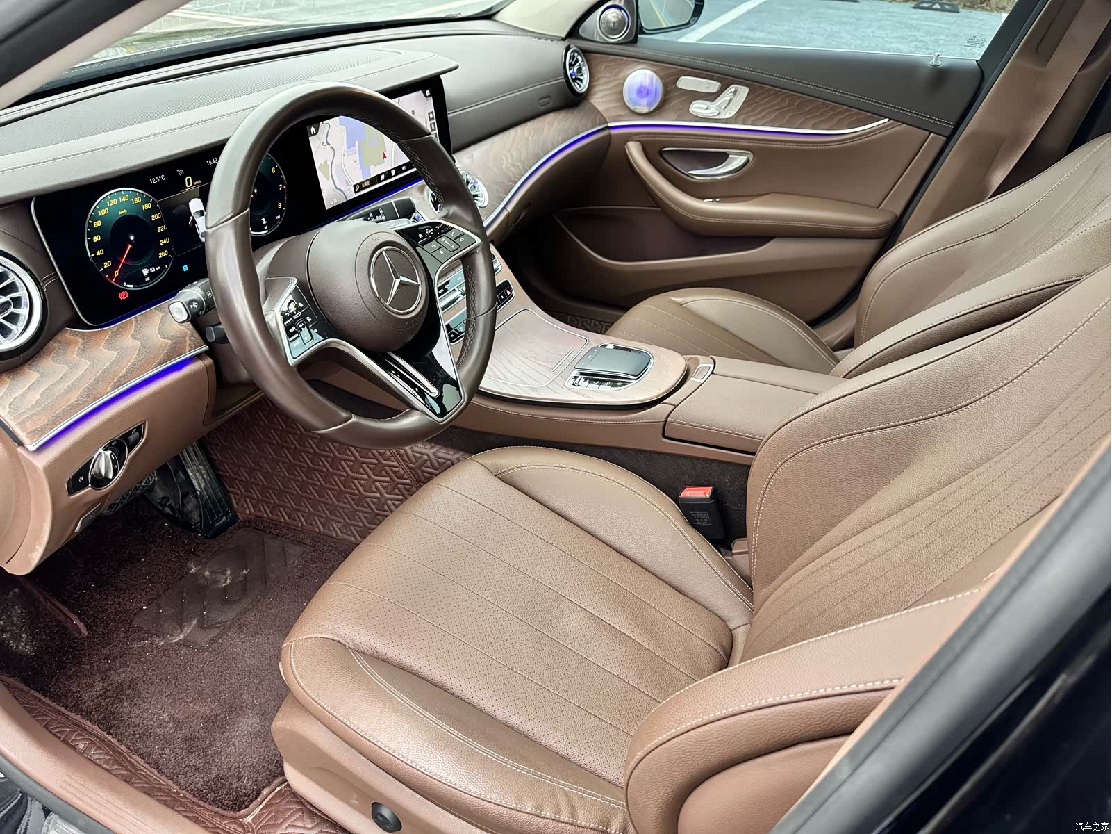 Mercedes-Benz E-Class, 2023 9