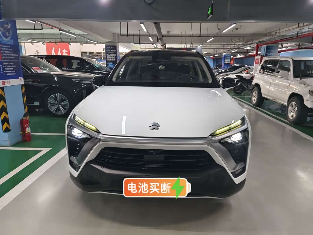 NIO ES8