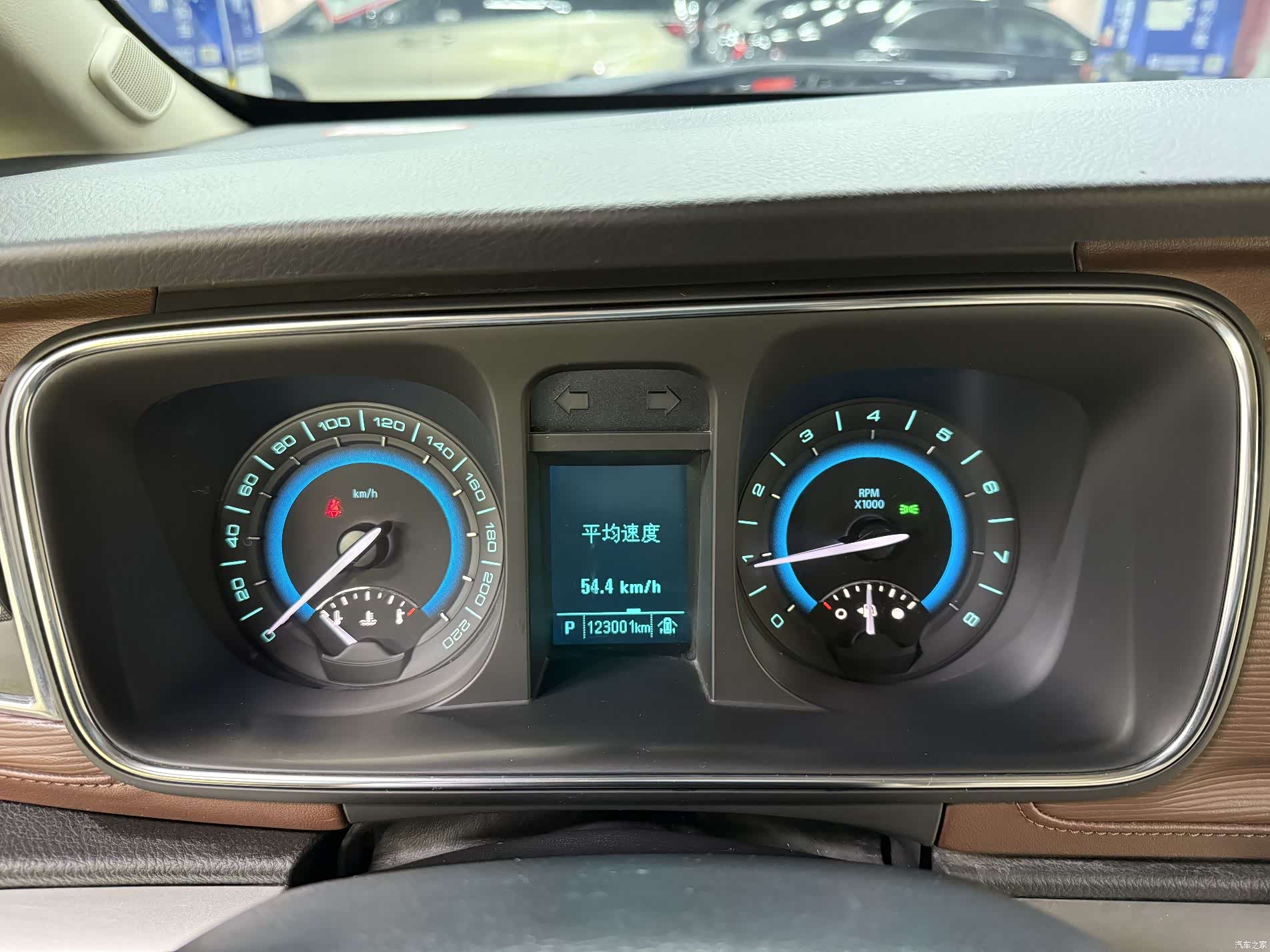 Buick GL8, 2015 21