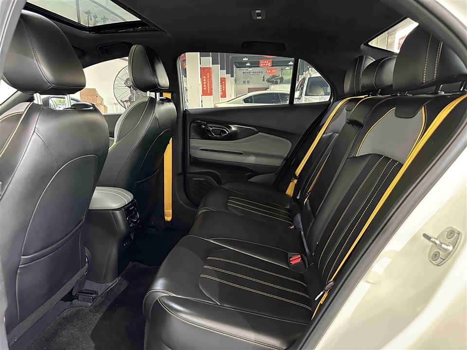 Trumpchi Shadow Leopard