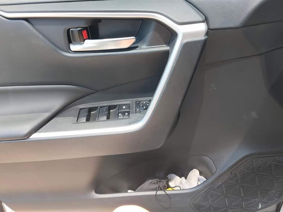 Toyota RAV4 Rongfang Dual Engine E+