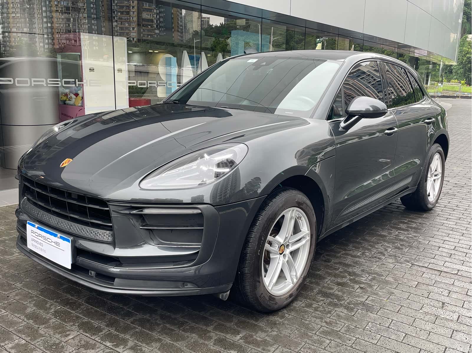 Porsche Macan, 2024 1