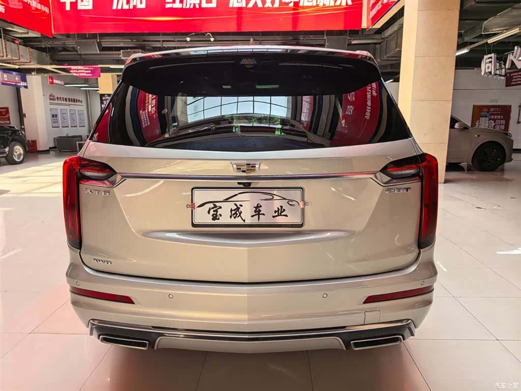 Cadillac XT6, 2023 4