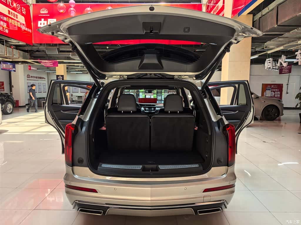 Cadillac XT6, 2023 19