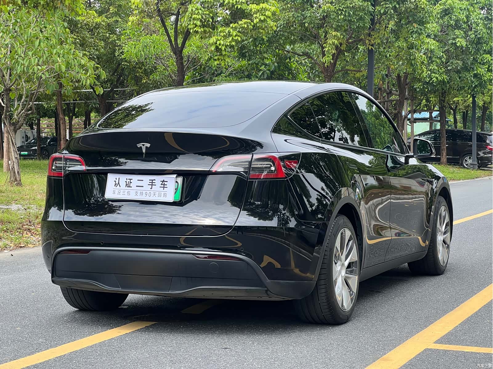 Tesla Model Y, 2023 9