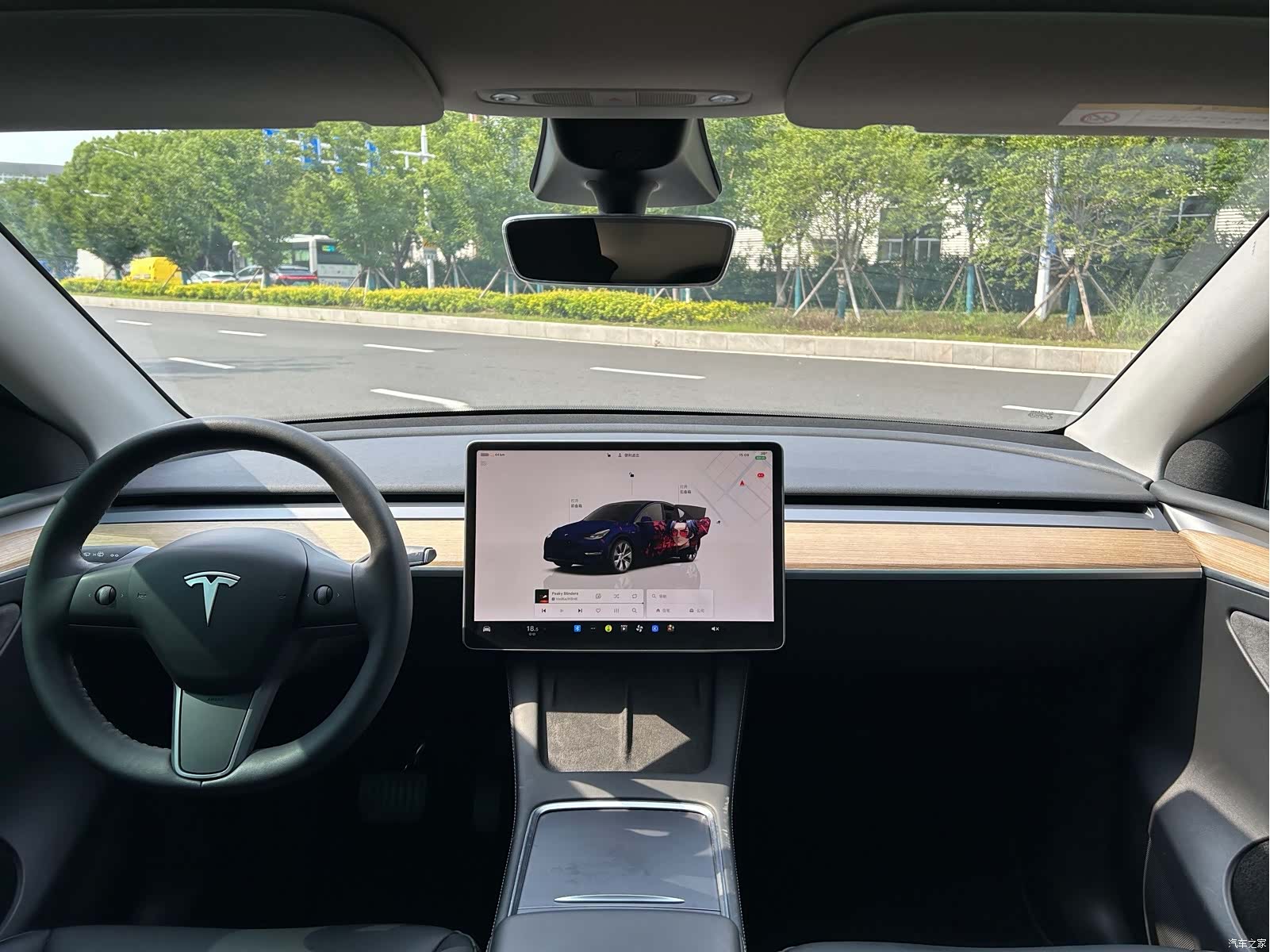 Tesla Model Y, 2022 6