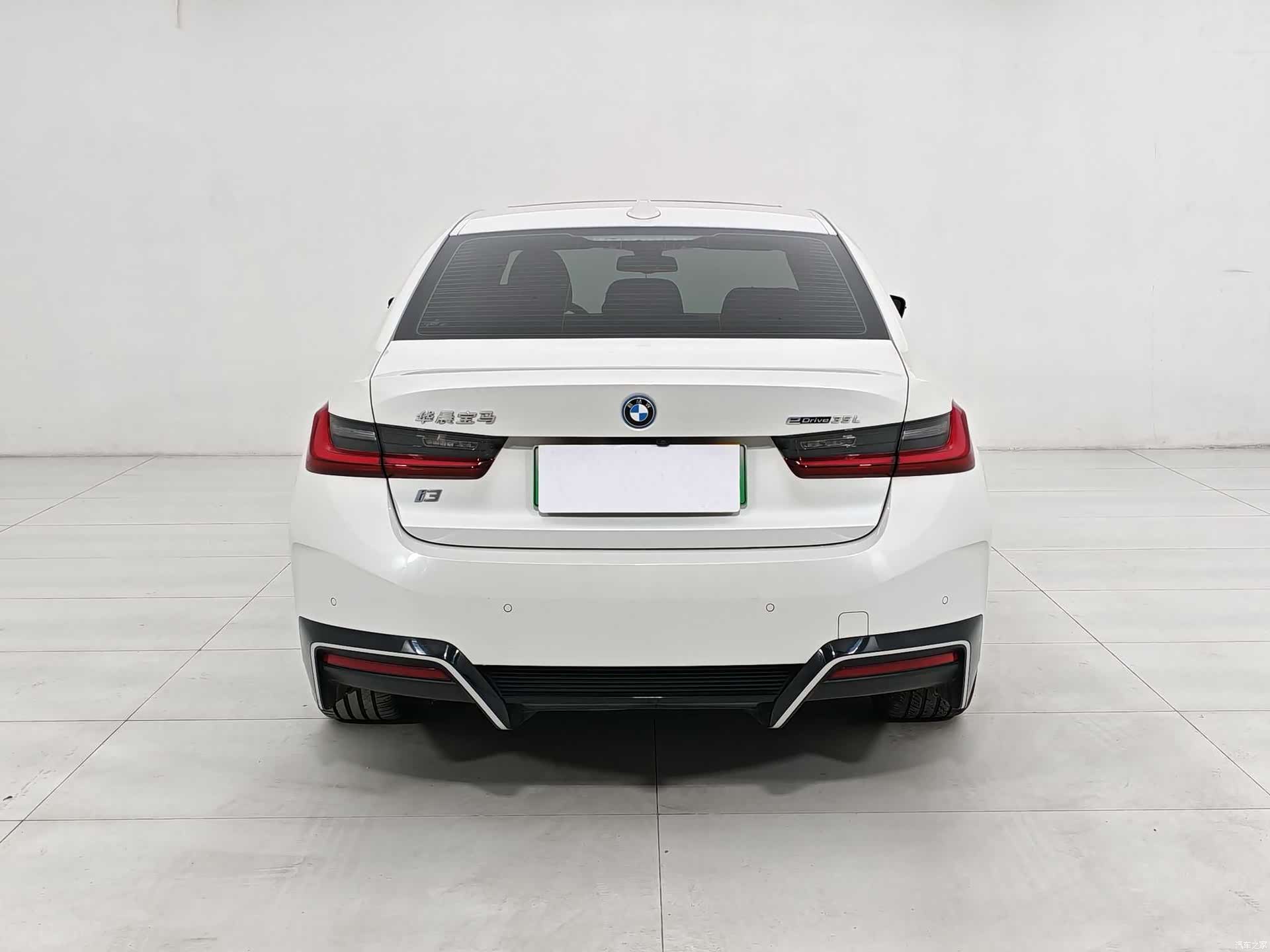 BMW i3, 2023 все фото