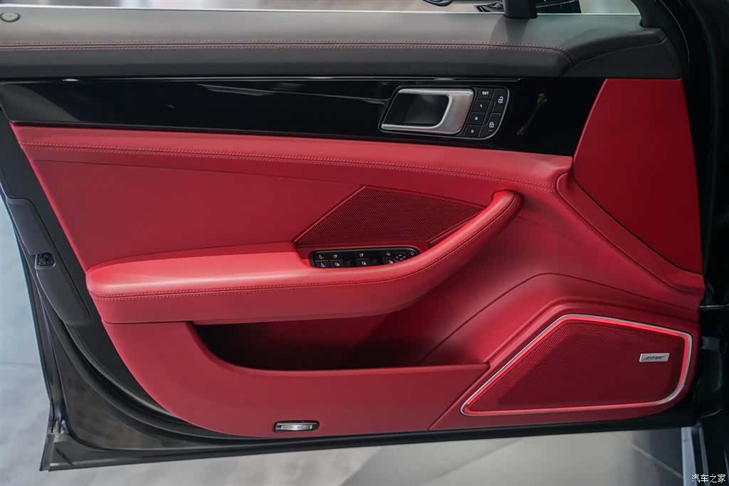 Porsche Panamera, 2022 9