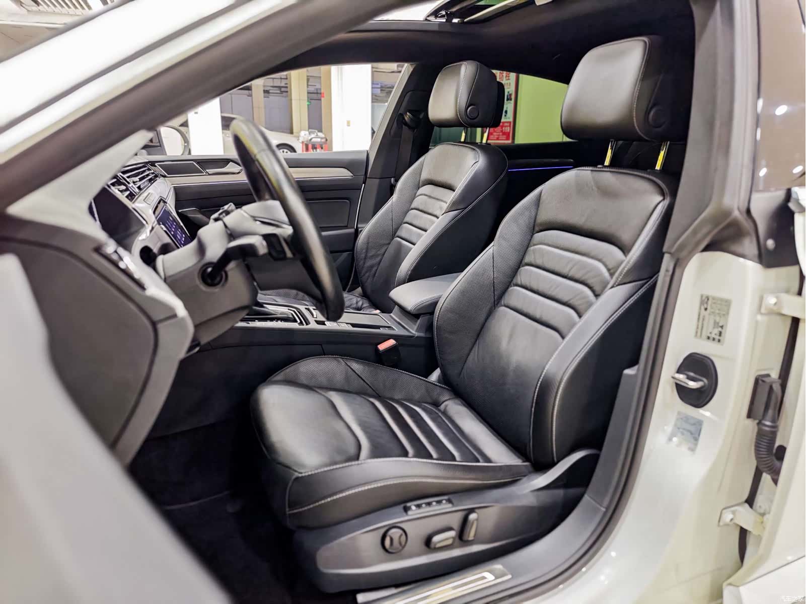 Volkswagen CC, 2020 10