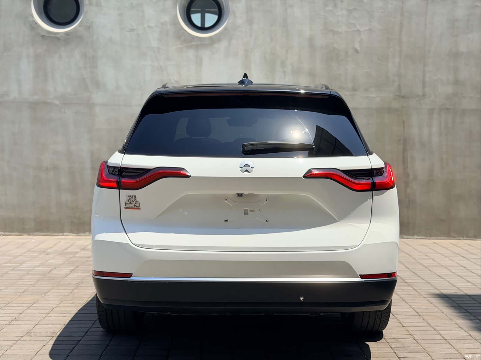 NIO ES8, 2021 6