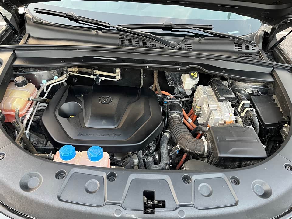 Changan UNI-K Smart iDD