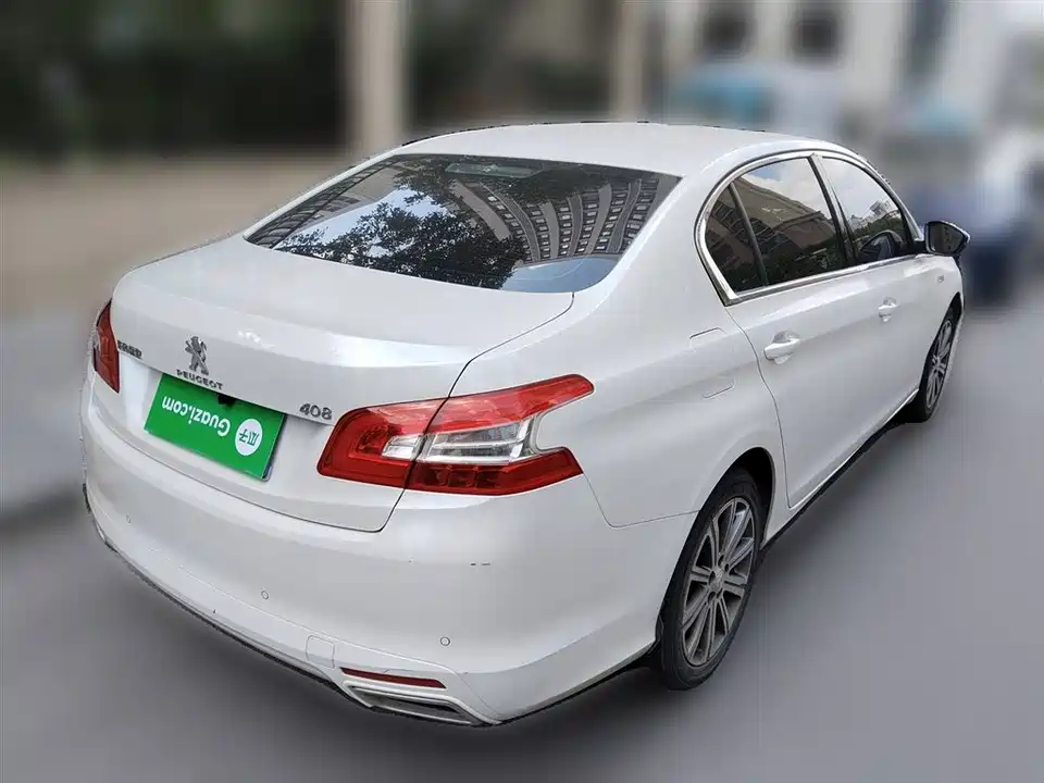 Peugeot 408