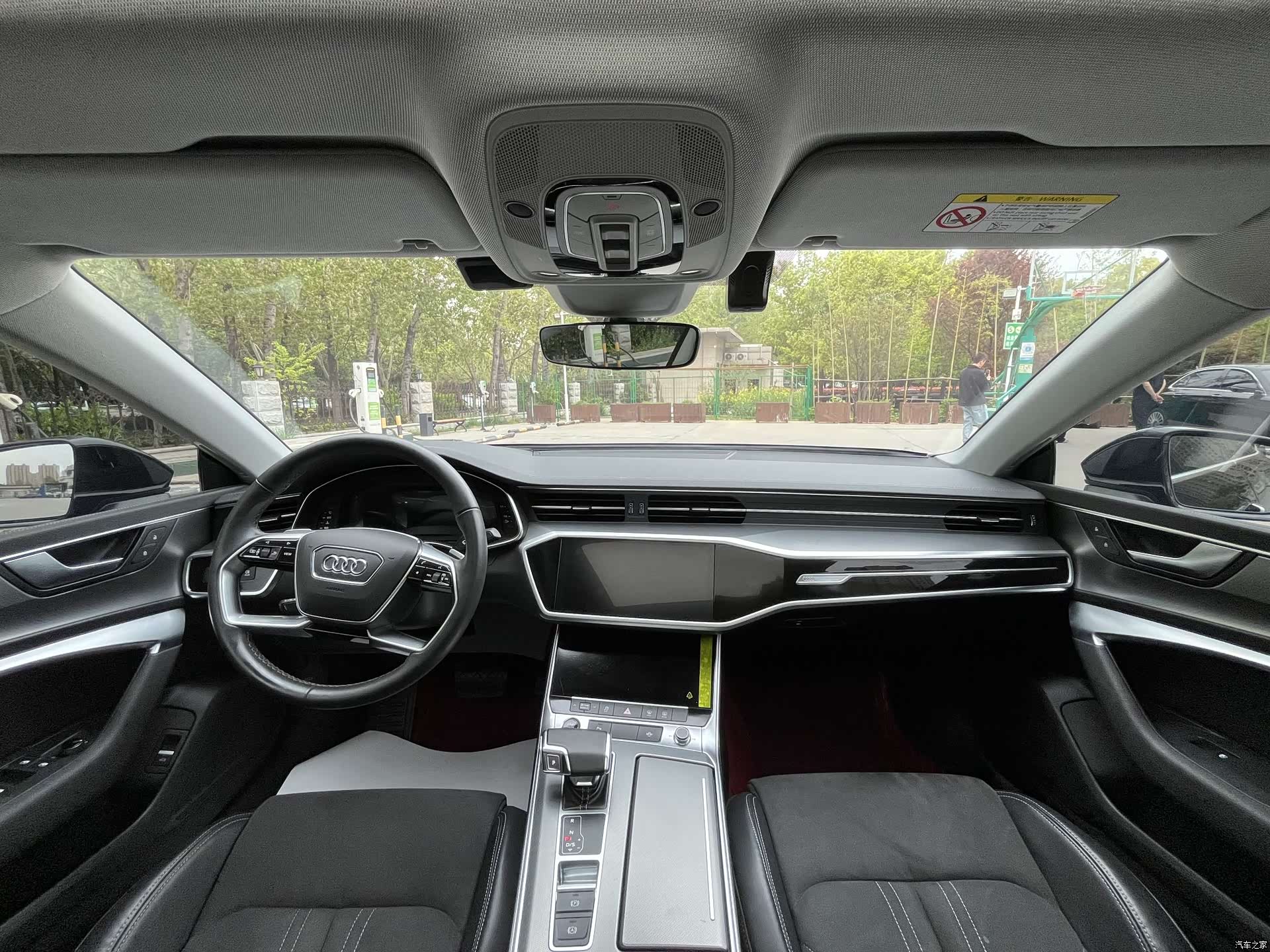 Audi A7L, 2024 все фото