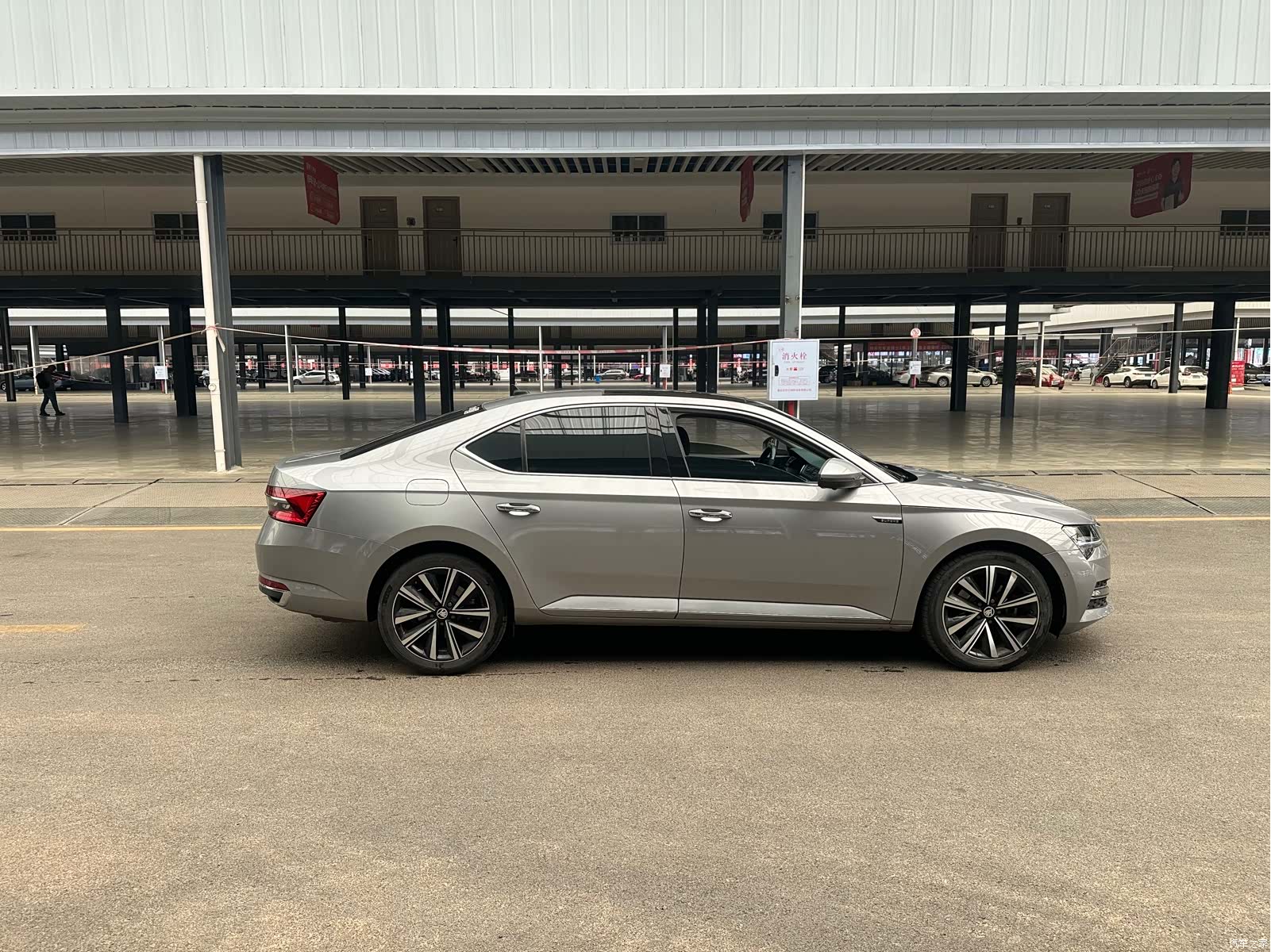 Skoda Superb, 2022 4