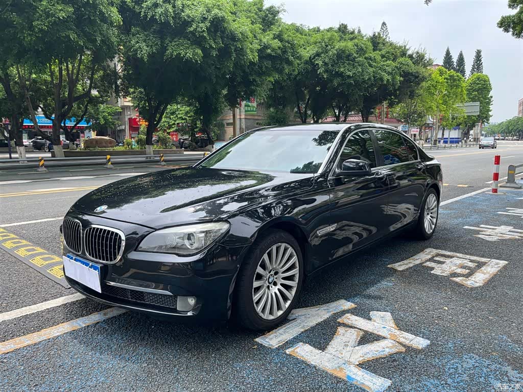 BMW 7 Series, 2012 1