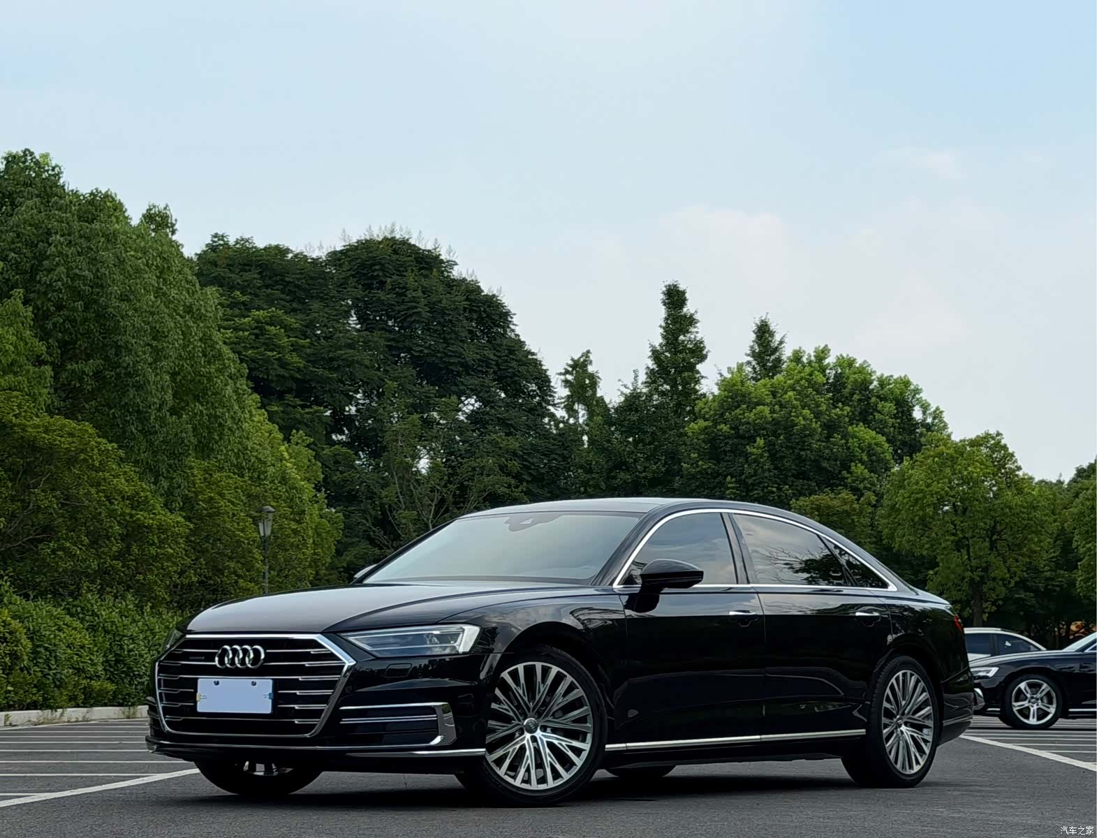 Audi A8L, 2021 1