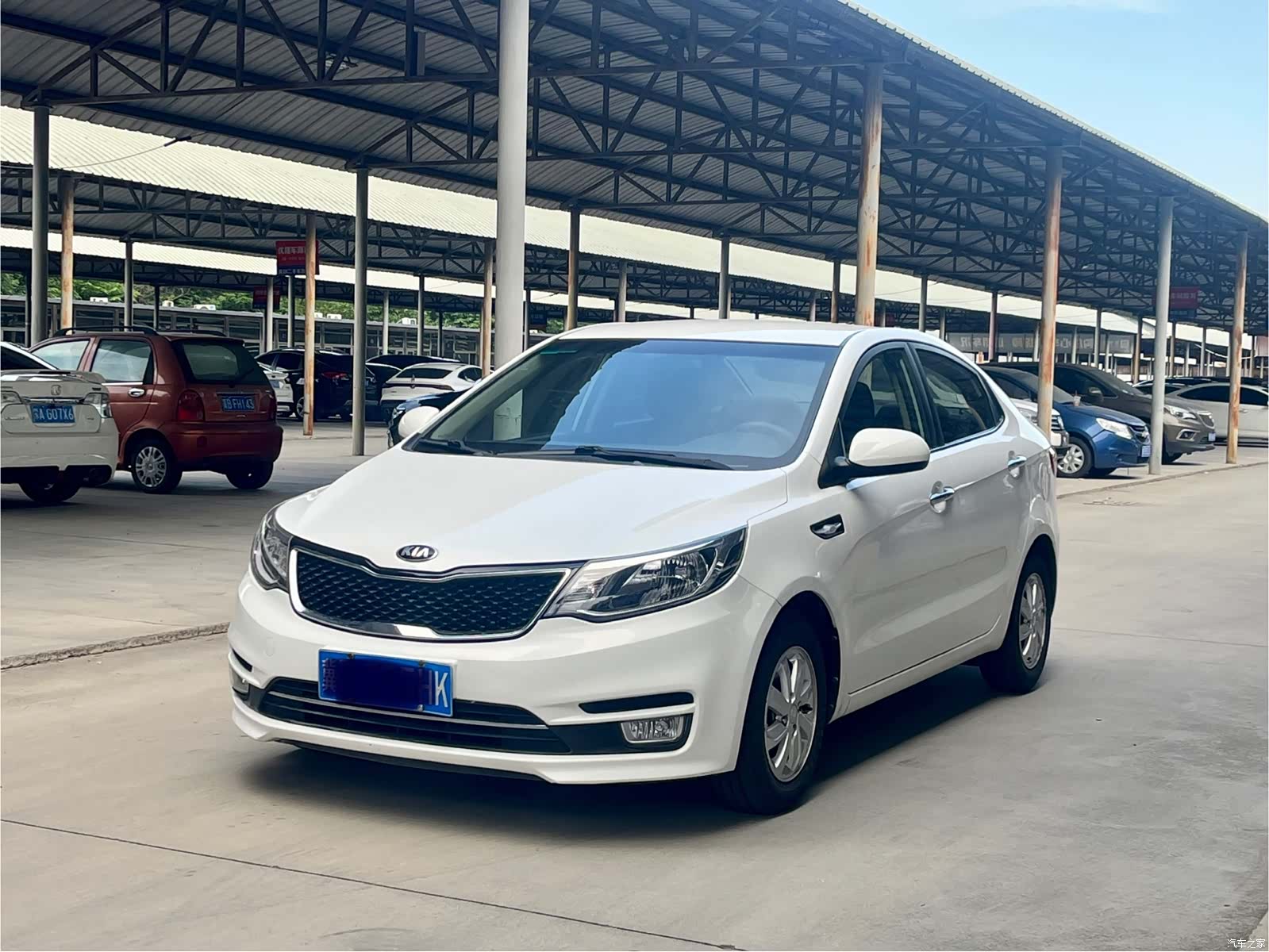 Kia K2, 2015 1